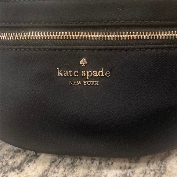 Kate Spade ♠️ Black Crossbody/Waist Bag with Adjustable Strap NWT - Picture 2 of 5